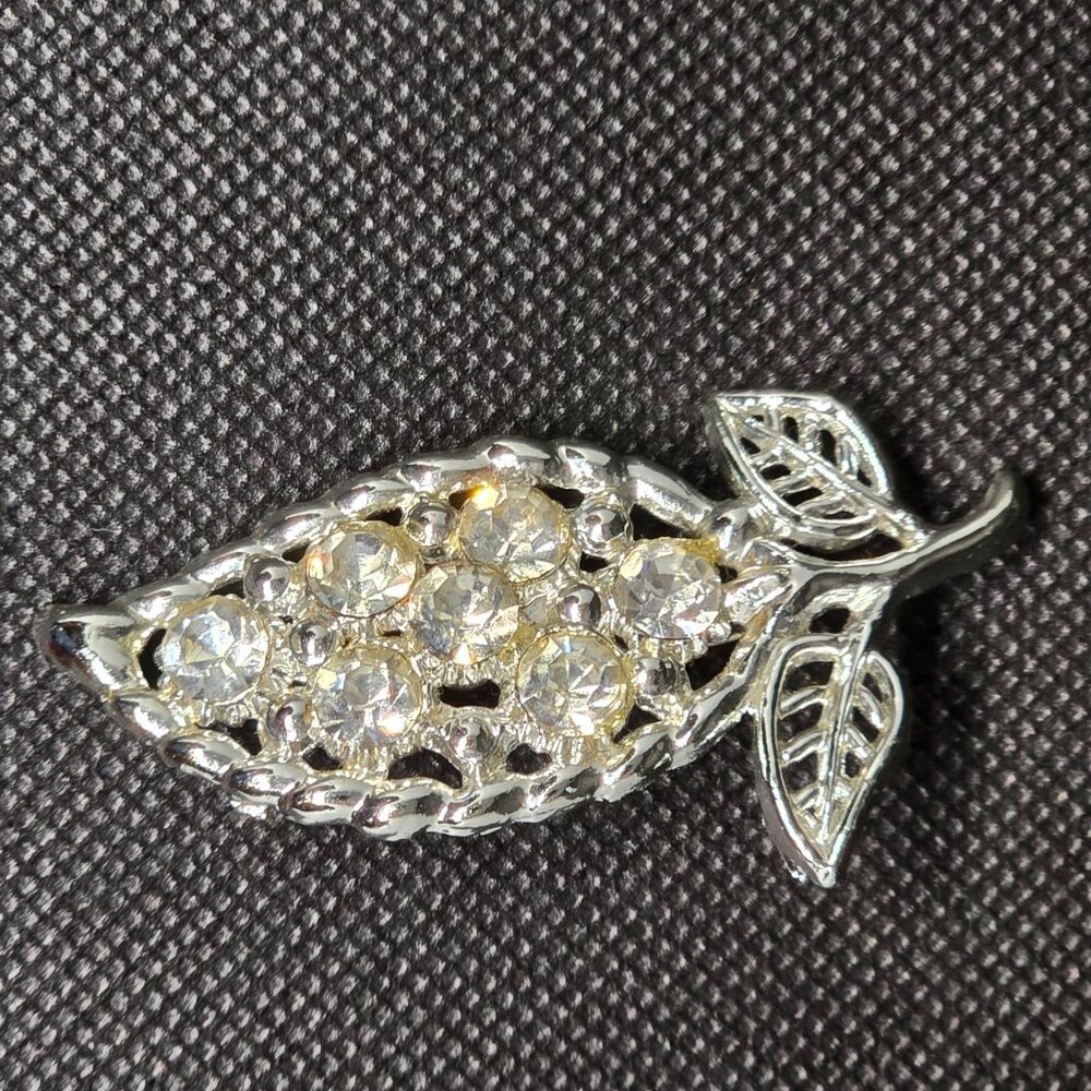 Vintage Rhinestone Fruit Brooch Silver Tone Leaf Design Clear Crystal Pin